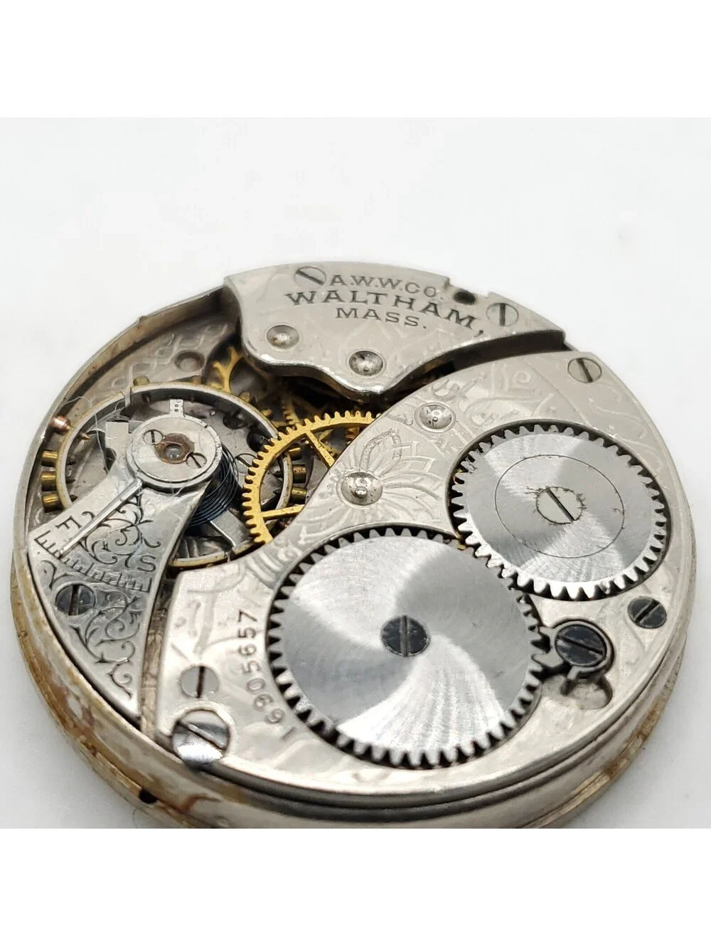 Waltham Mass Movement 16905657 For Parts Or Repair 29mm